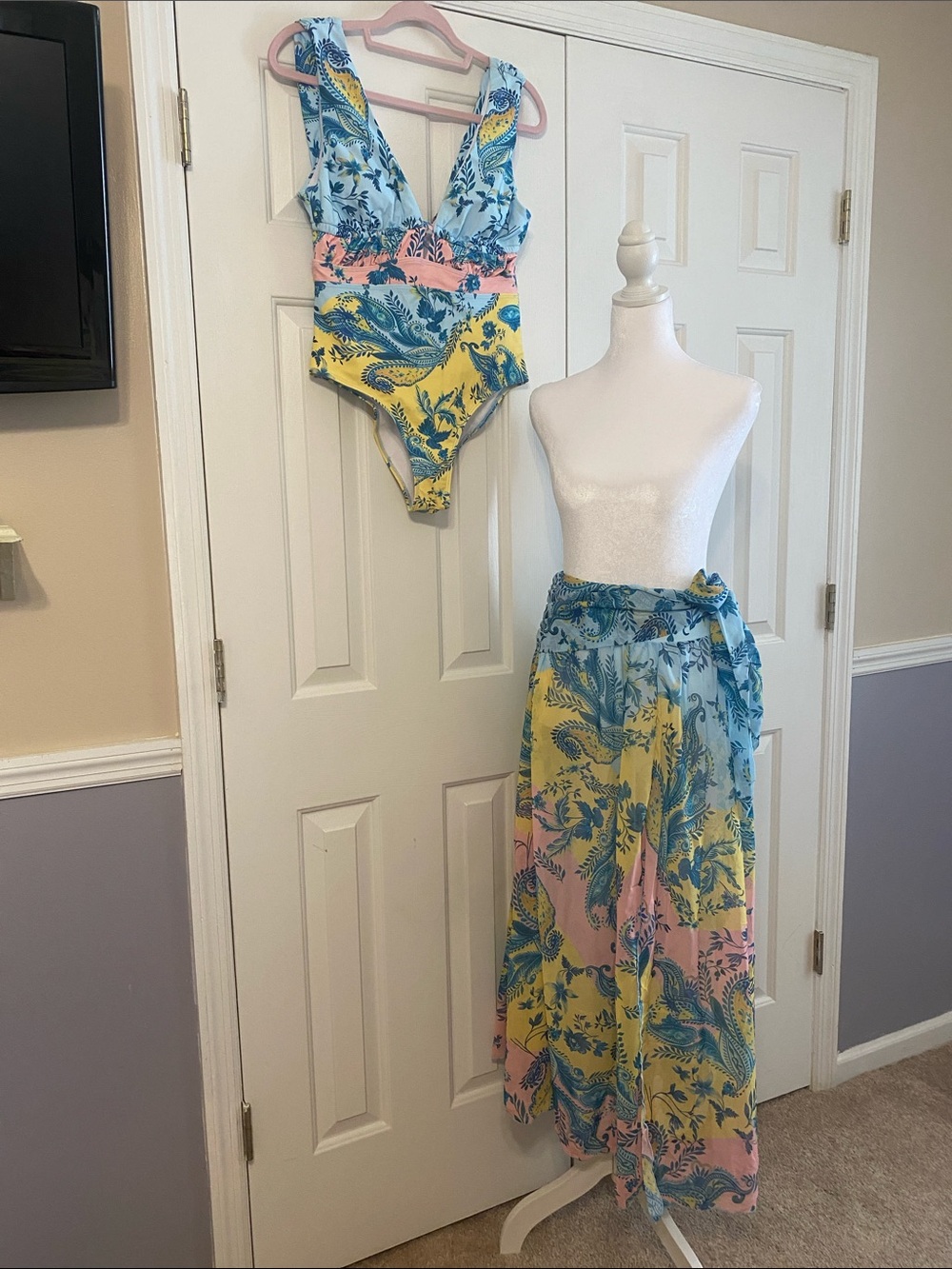 Floral Print Tiered Wrap Maxi Skirt -cover up and Swimsuit new never worn